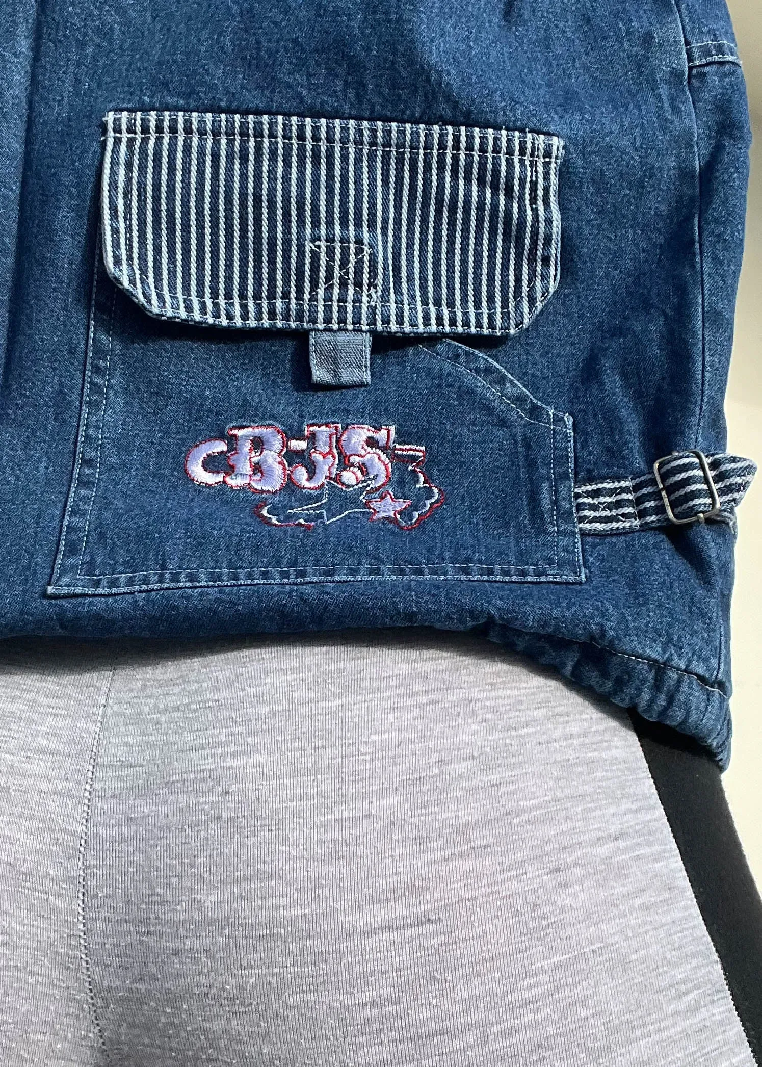 90's Denim Adventure Vest (S-M)