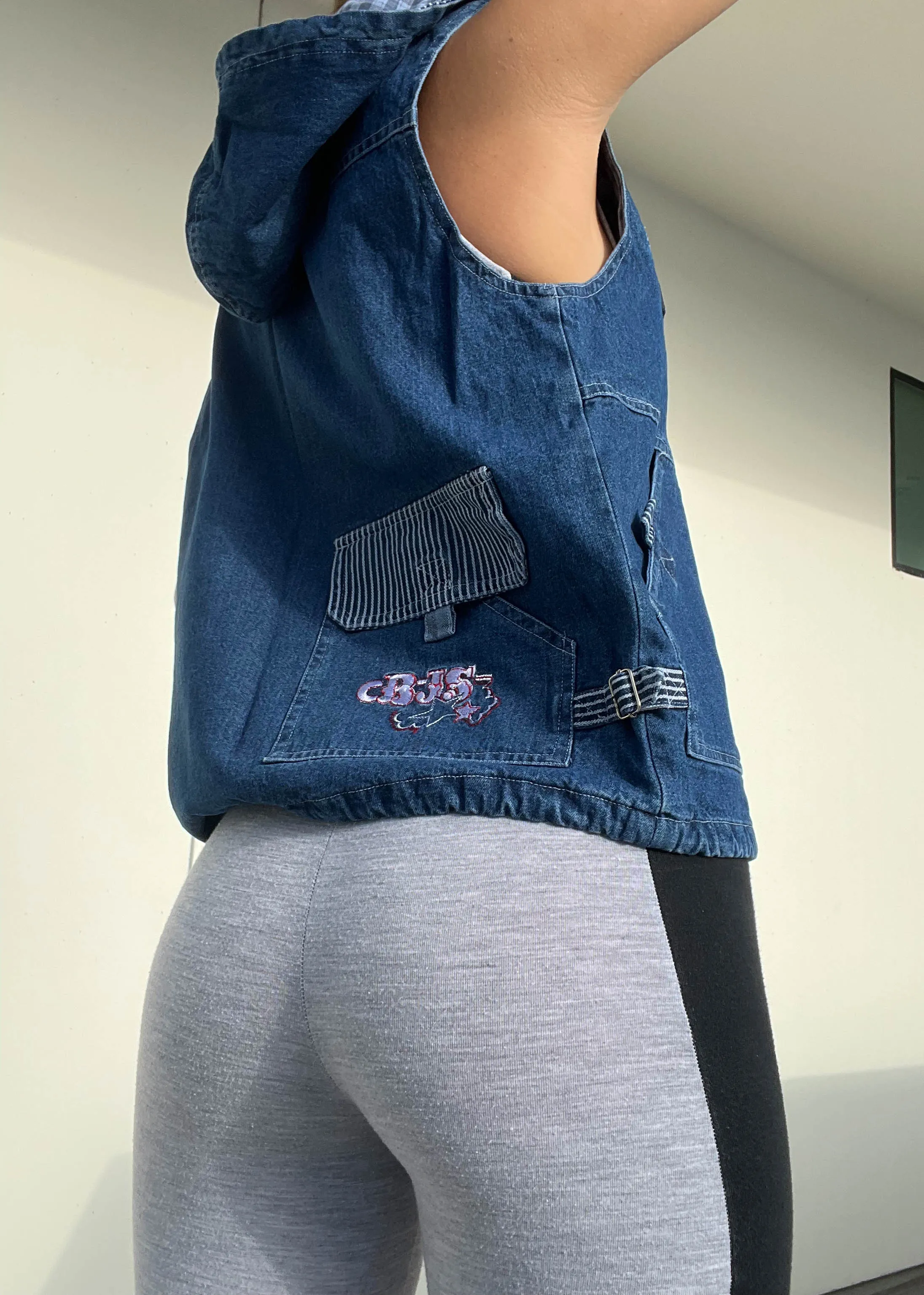 90's Denim Adventure Vest (S-M)