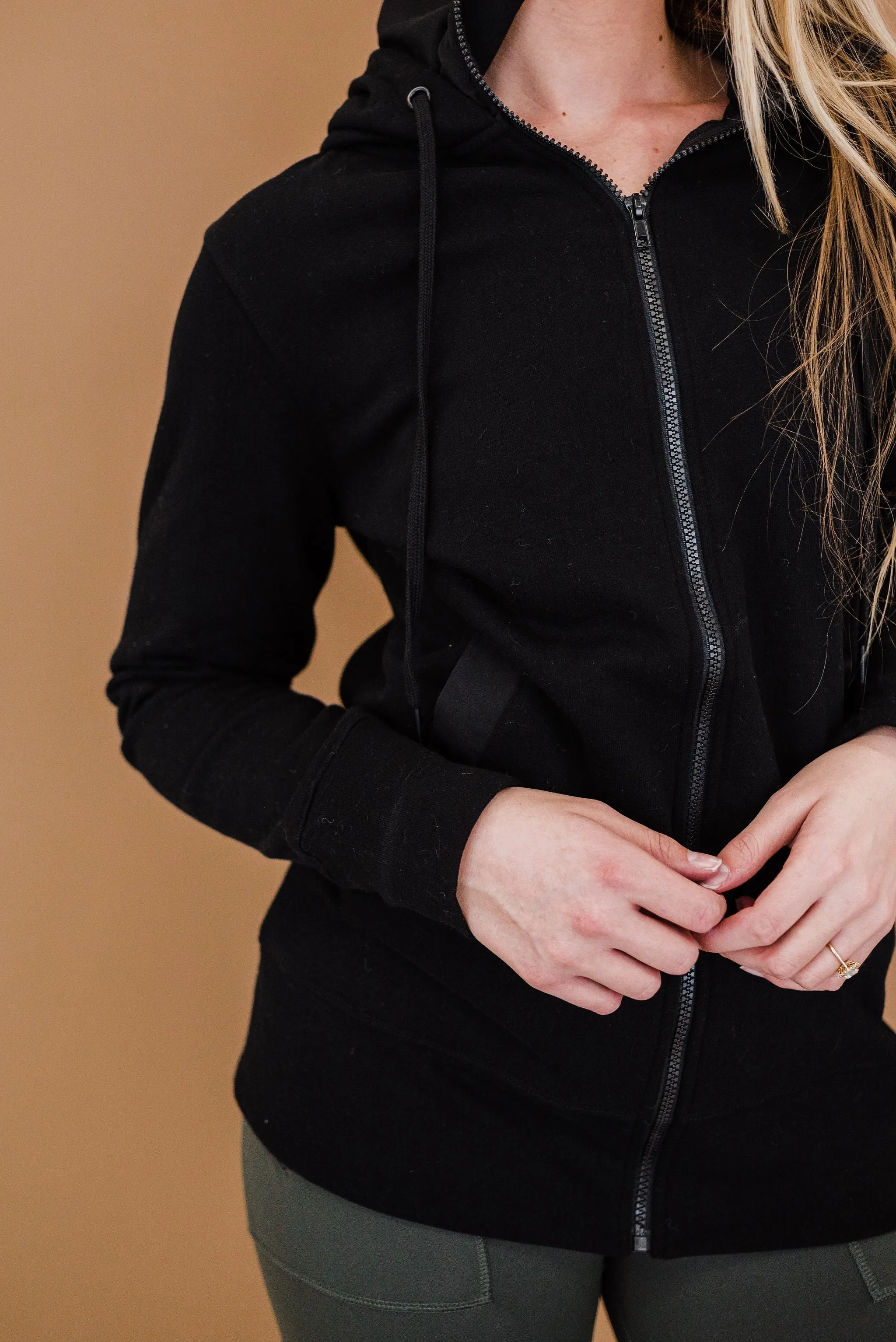 Active Longline Jacket With Thumb Holes