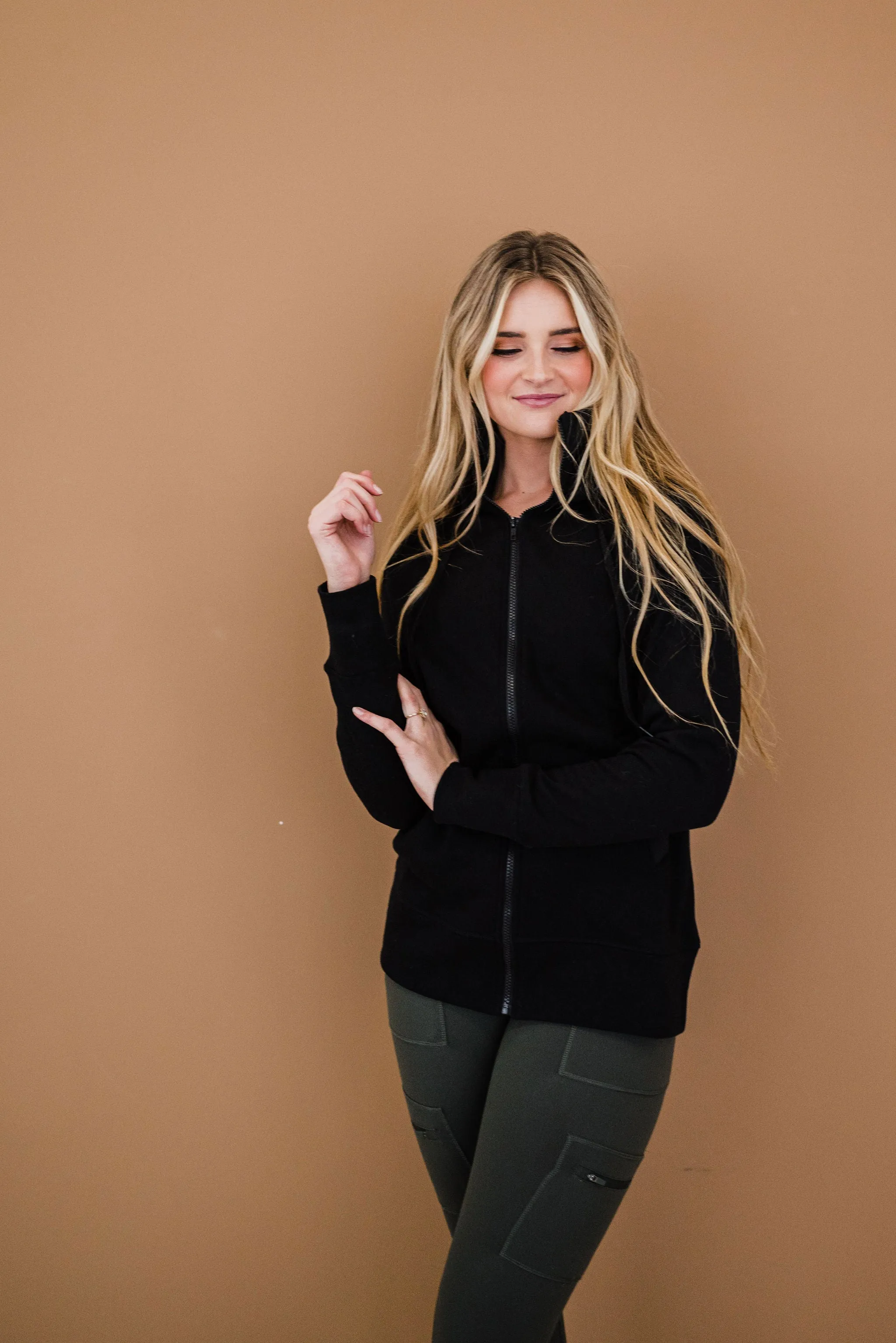 Active Longline Jacket With Thumb Holes