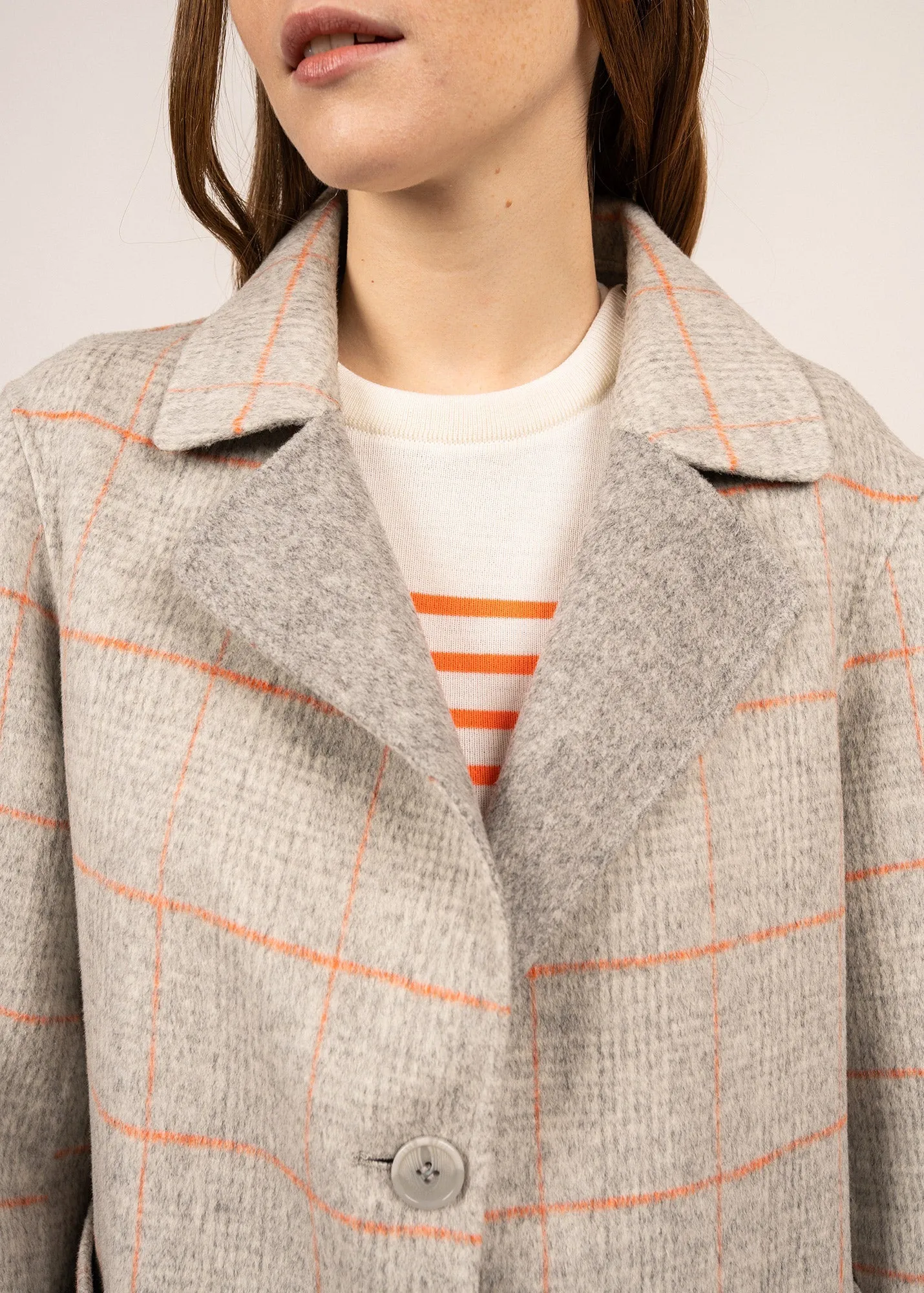 Ste Louisa long structured coat - in wool cloth (GRIS/ORANGE)